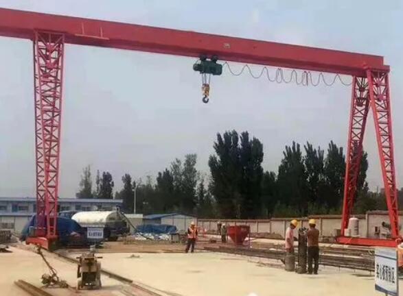 門式起重機圖片