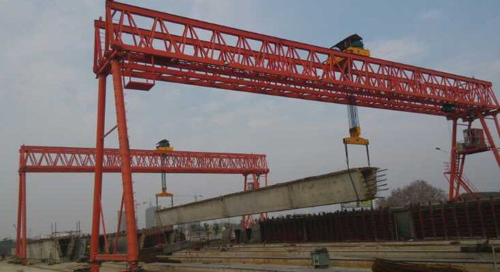 梁場用門式起重機(jī)