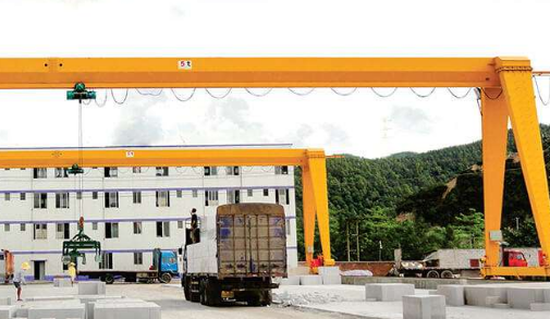 單梁門式起重機