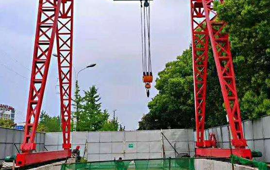 液壓升降機機械設備的維修和保養