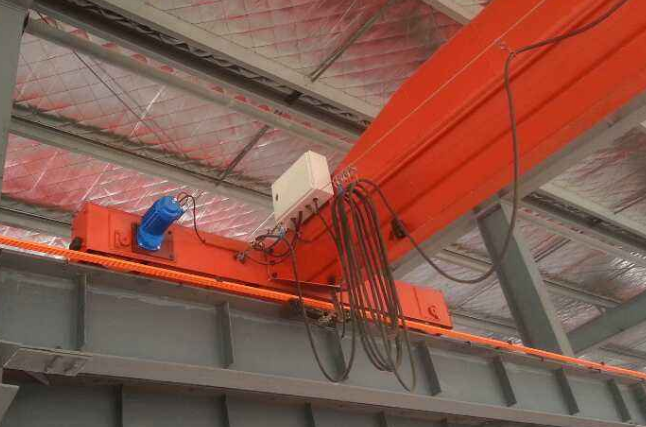 電動單梁起重機框架圖及尺寸 電動單梁起重機框架圖及尺寸