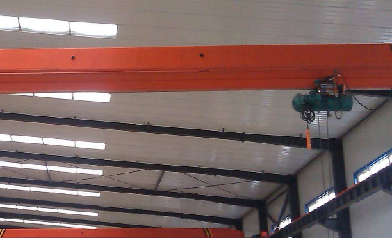 單梁起重機電動葫蘆卡繩防盤繞問題