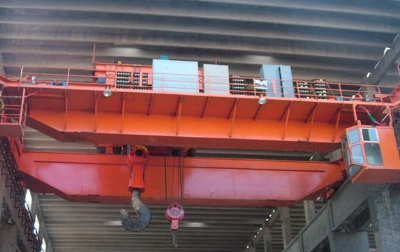 橋式起重機(jī)小車三條腿常見故障剖析及解決方式