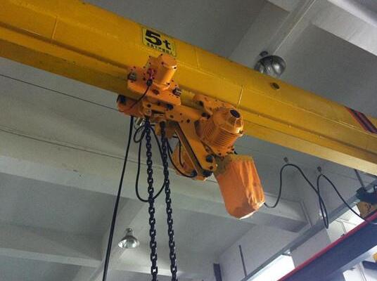 單梁起重機(jī)試品照片