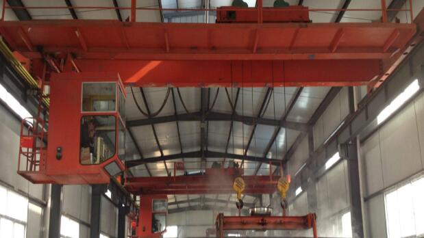 橋式起重機(jī)圖片