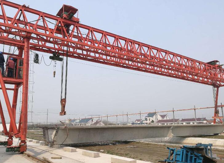 門式起重機圖片